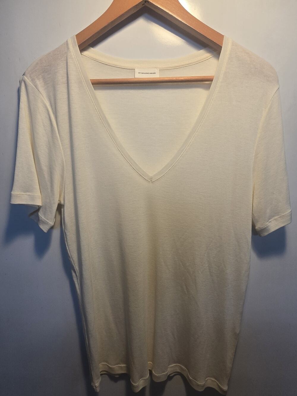 By Malene Birger V Neck Top tshirt neutral minimal XS extra small Tee oversized